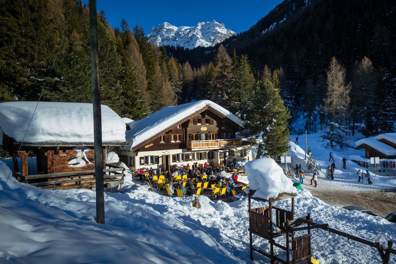 Gite Du Prilet Saint-Luc Dış mekan fotoğraf